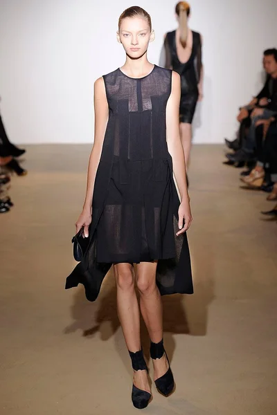 Look 37